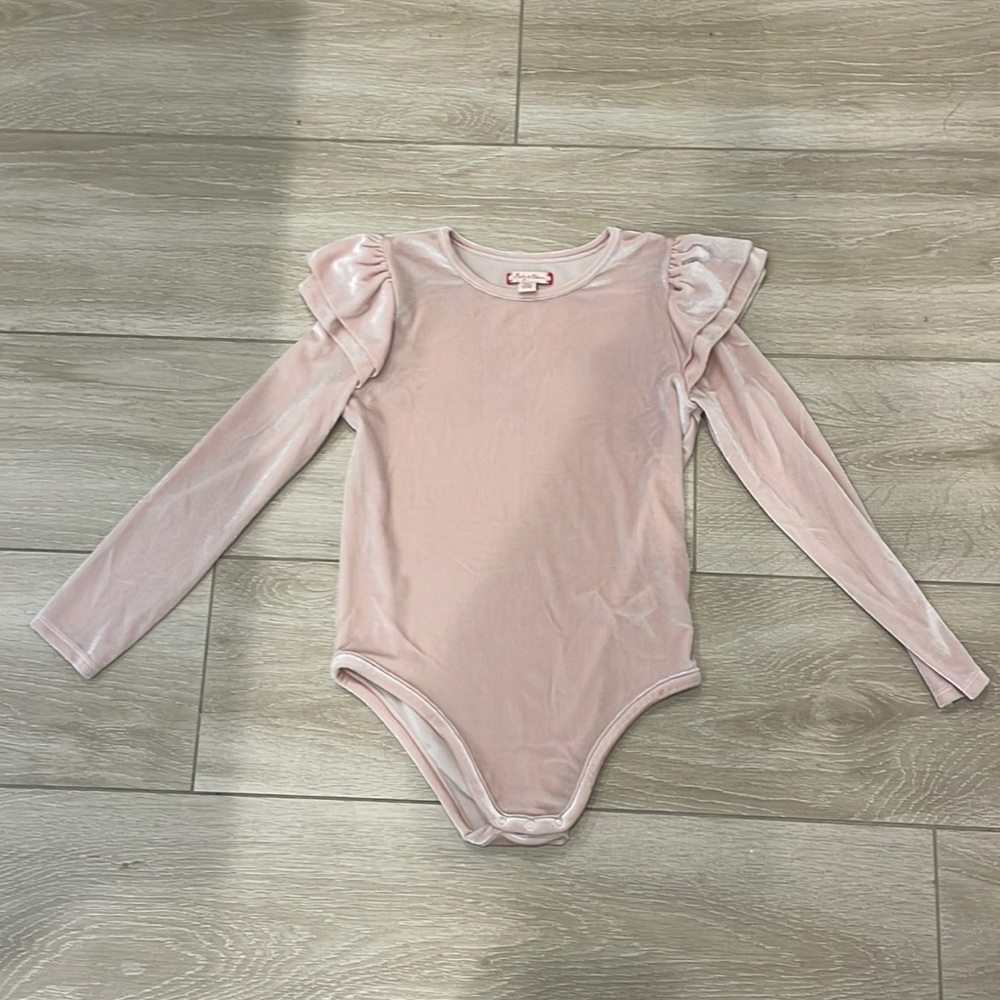 Adorable girls long sleeve Ruby & Bloom size 7 body suit. Velvet/velour.